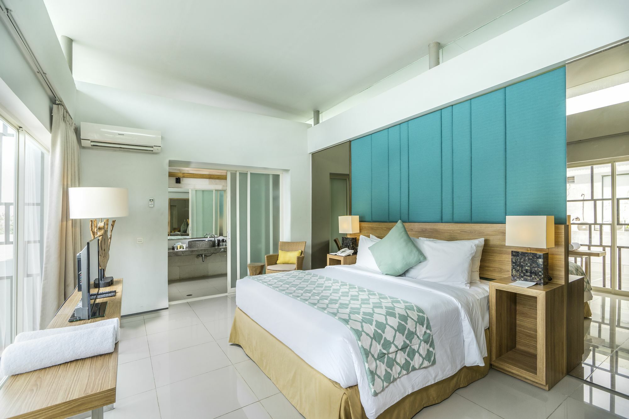 Garden Bay View Villa Nusa Dua  Exteriör bild